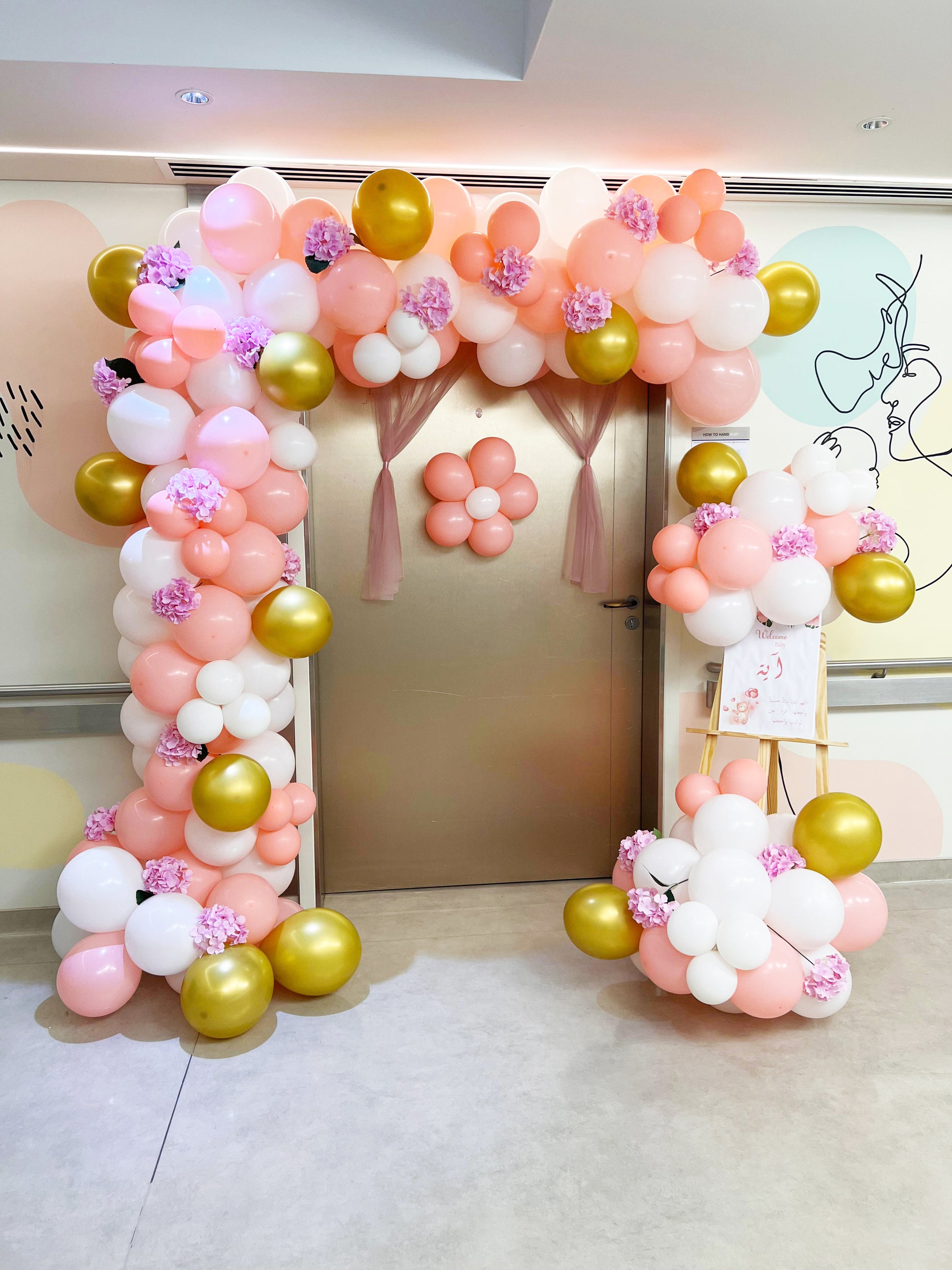 White and Pink, Golden Balloon Arch
, Pink and white Flower Balloon